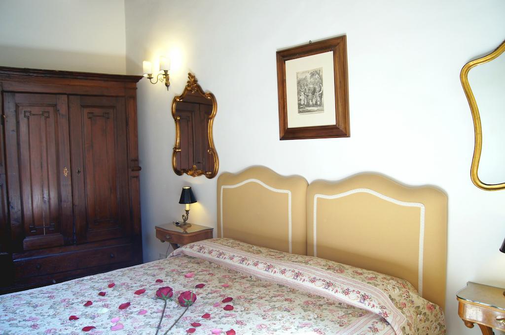 Melarancio Apartments Florence Room photo